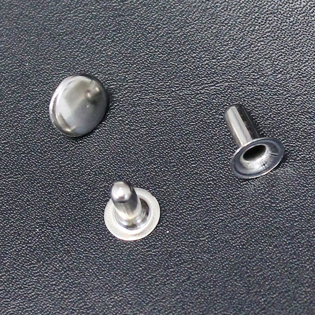 500 sets (1000 pcs) 1/4'' x 5/16'' Nickel Silver Rivets #Z5404PS - Image 3