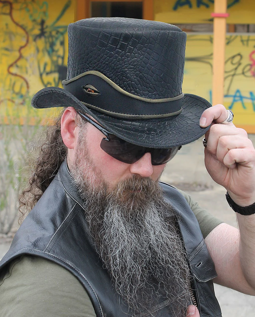 Black Leather Crocodile Eye Tophat #H2205EYEK ()