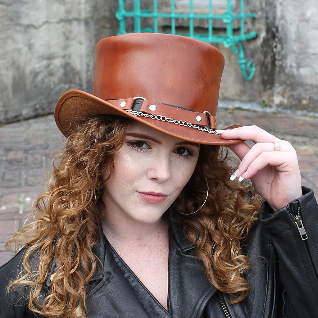 Light Brown Leather Tophat w/Chains & Rings #H2209RCN () - Image 3