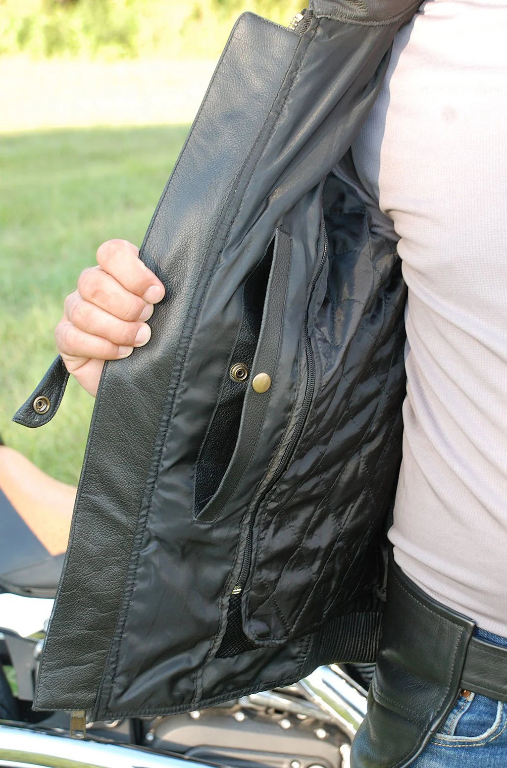 Men's Ultimate Black Racer Vented Motorcycle Jacket CC Pockets #M6633RVZK () - Image 4
